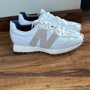 New Balance Golf 327 White and Tan Sneakers size 8.5 Women’s